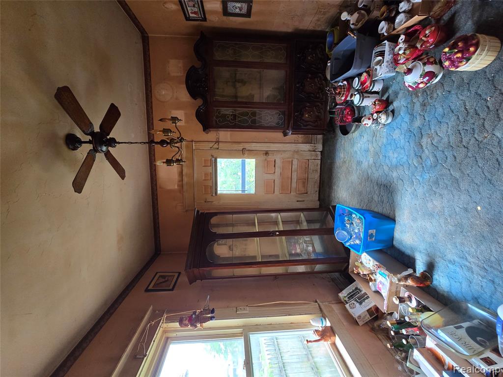 811 Howard Street, Port Huron, MI 48060 — Photo 11