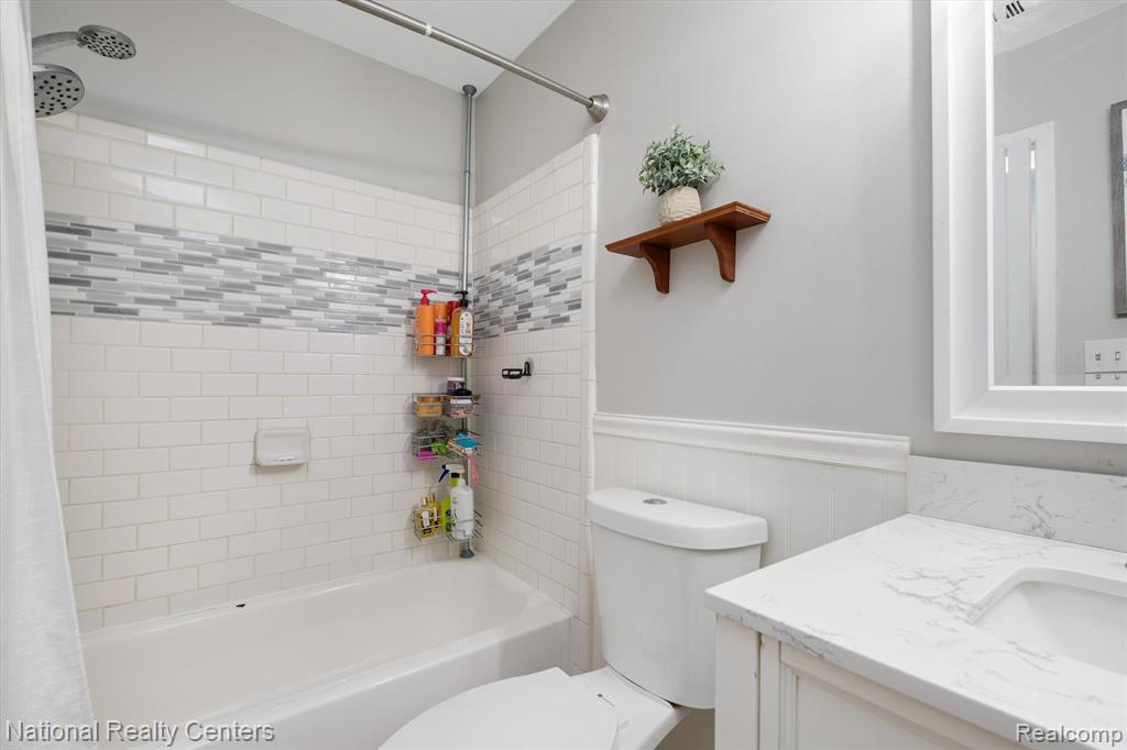 38159 SHERWOOD Street, Westland, MI — Photo 9