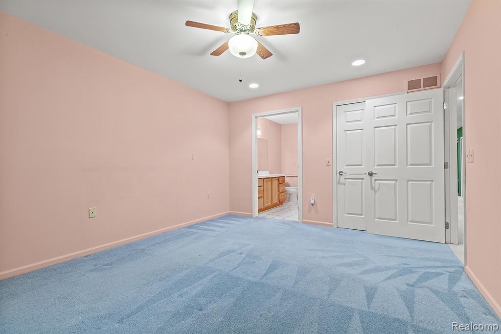 21334 MULBERRY Court, 50, Farmington Hills, MI 48336 — Photo 15