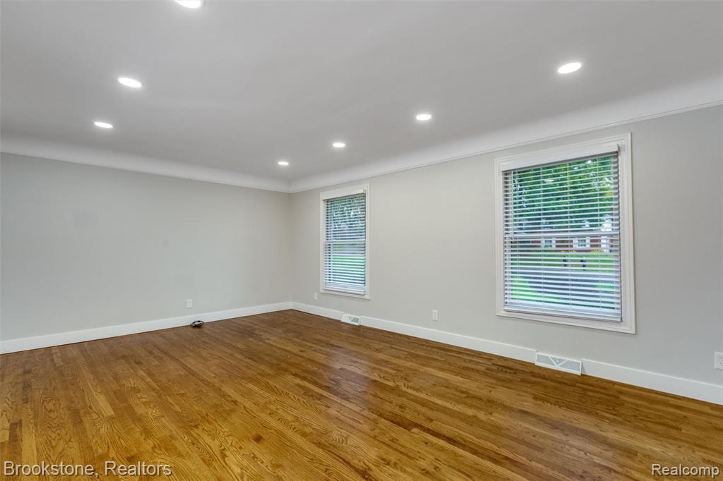 2784 Aldgate Drive, Bloomfield Hills, MI 48304 — Photo 17