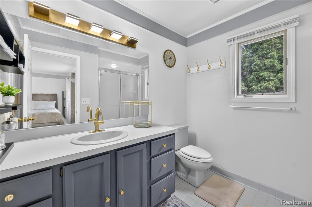 6407 Western Way, Flint, MI 48532 — Photo 23