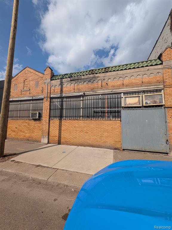 10516 W. Chicago