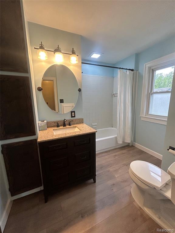 717 W 12 MILE Road, Royal Oak, MI 48073 — Photo 21