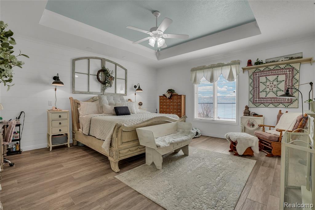 130 Whites Court, Houghton Lake, MI, 48629