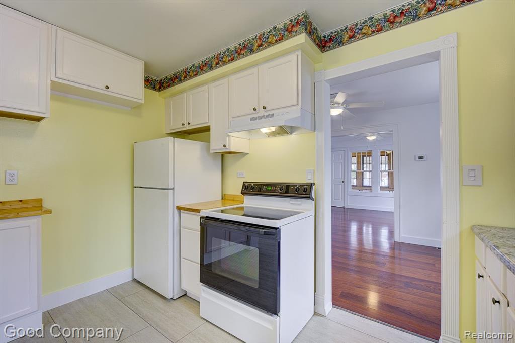 720 E Granet Avenue, Hazel Park, MI 48030 — Photo 17