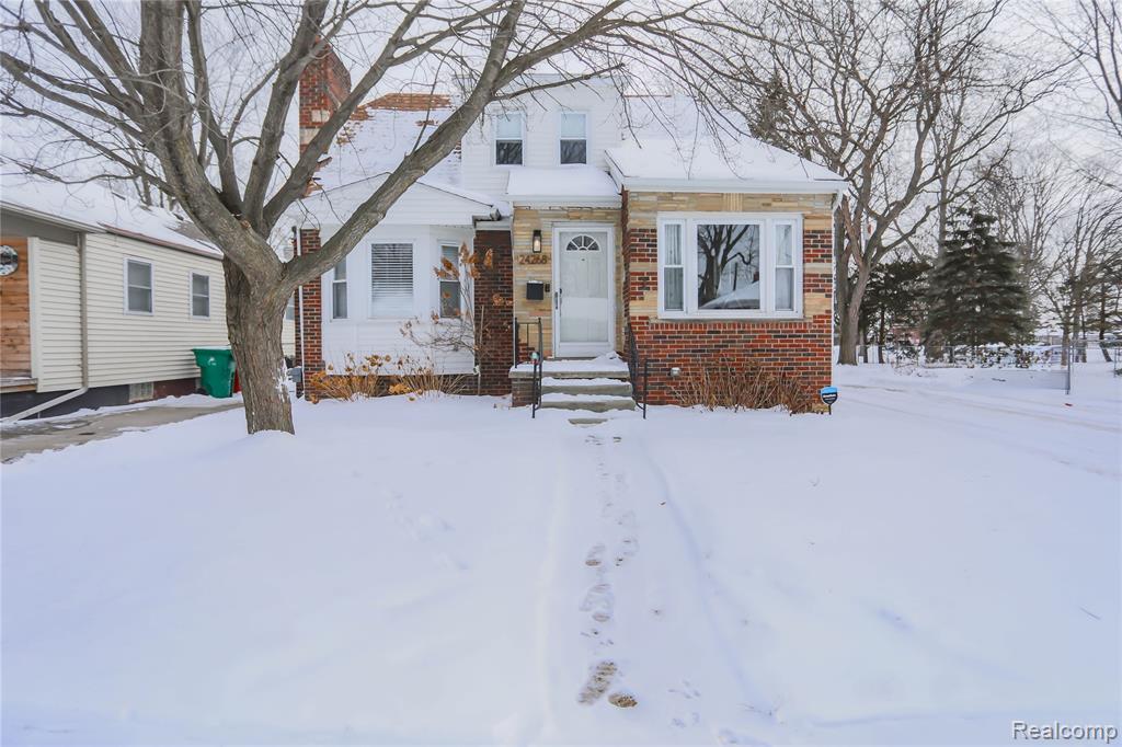 16786 Sprenger Avenue, Eastpointe, MI, 48021