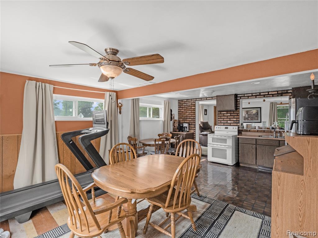45175 Willis Road, Belleville, MI 48111 — Photo 8