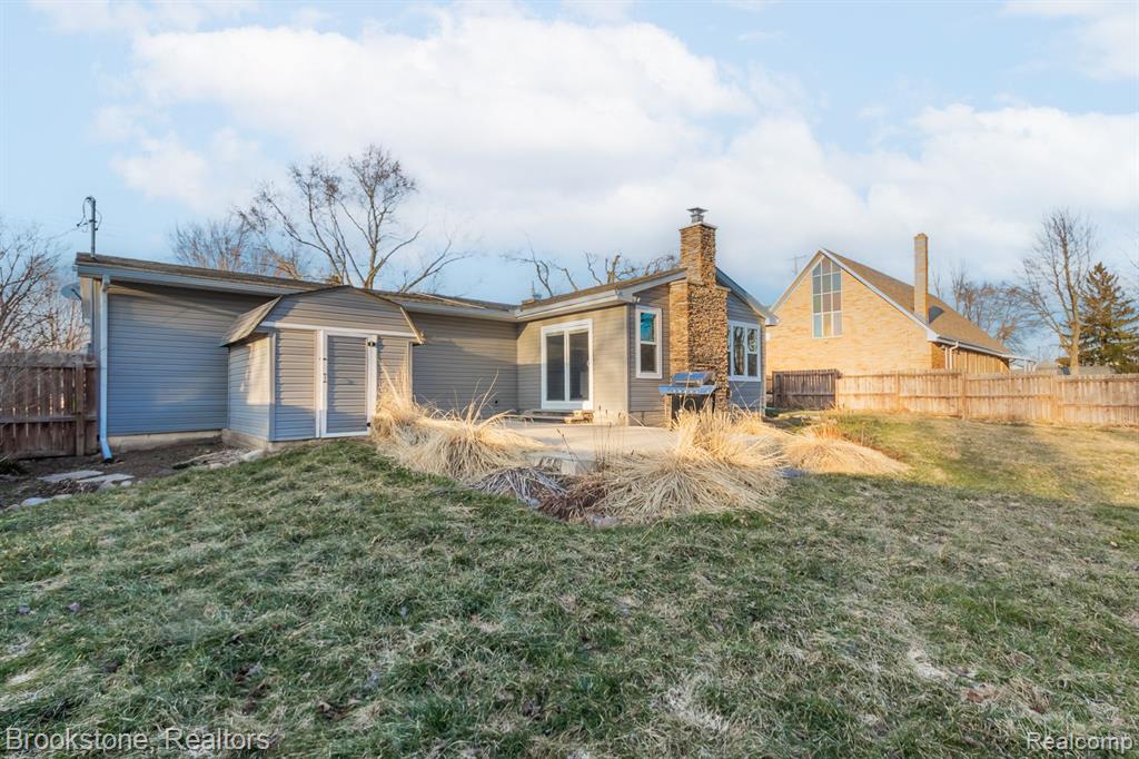 406 5TH Street, Fenton, MI 48430 — Photo 39