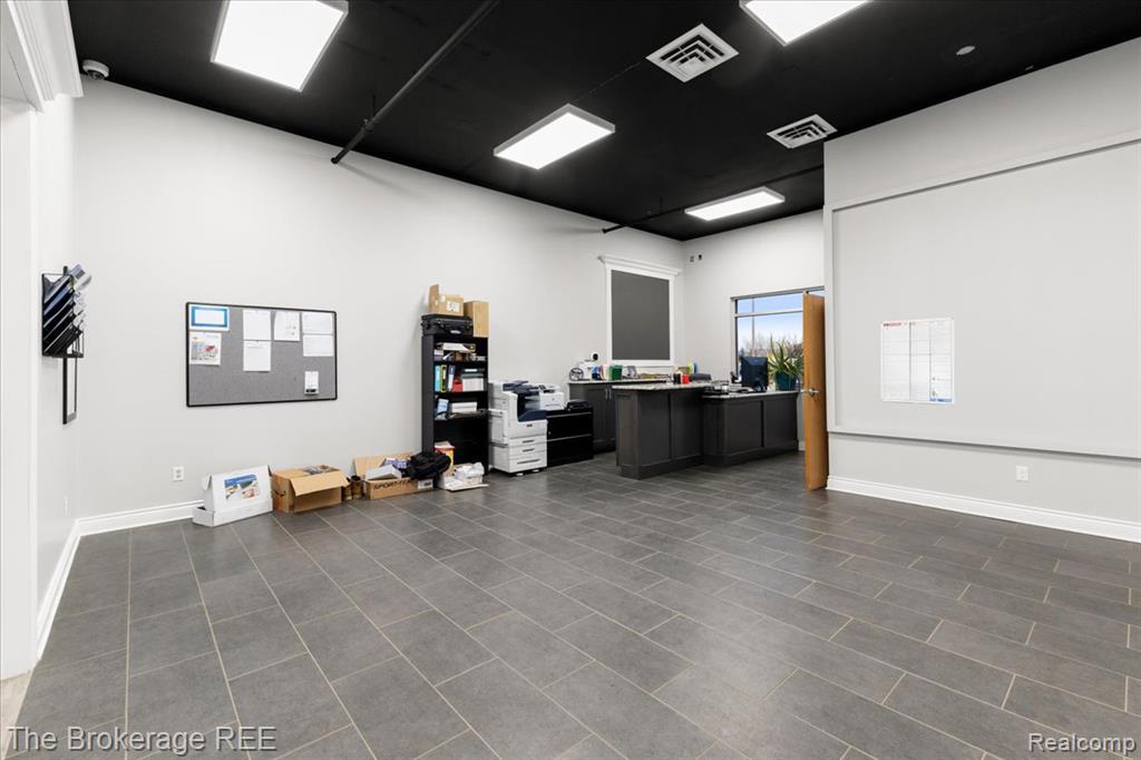 3390 N State Road, Davison, MI 48423 — Photo 21