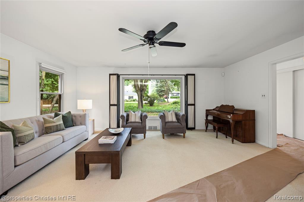 6391 Wing Lake Road, Bloomfield Hills, MI 48301 — Photo 7