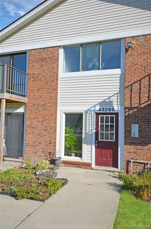 43298 Mound Road, 40, Sterling Heights, MI 48314 — front exterior