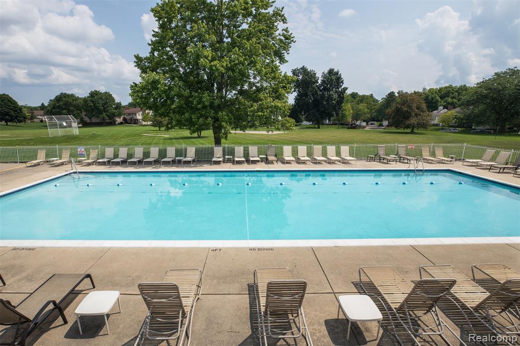 20940 E Glen Haven Circle, 46, Northville, MI 48167 — Photo 22