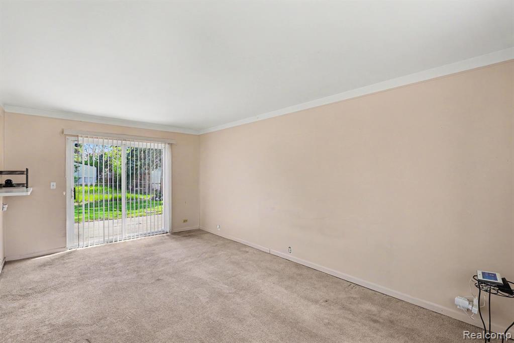8532 Alwardt Drive, Sterling Heights, MI 48313 — Photo 6