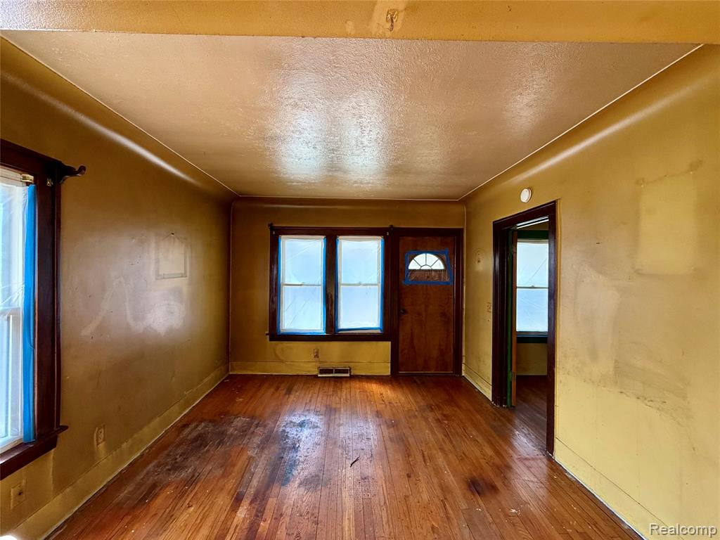 7035 Dodge Avenue, Warren, MI 48091 — Photo 7