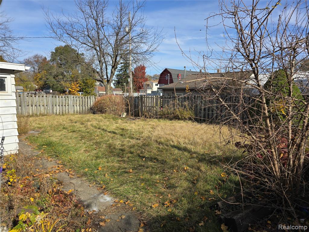 939 Backus Street, Jackson, MI 49202 — Photo 41