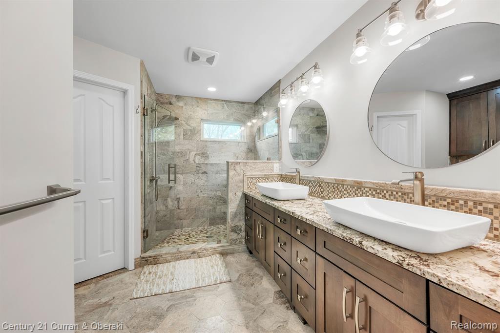 45711 MORNINGSIDE, Canton, MI 48187 — Photo 18