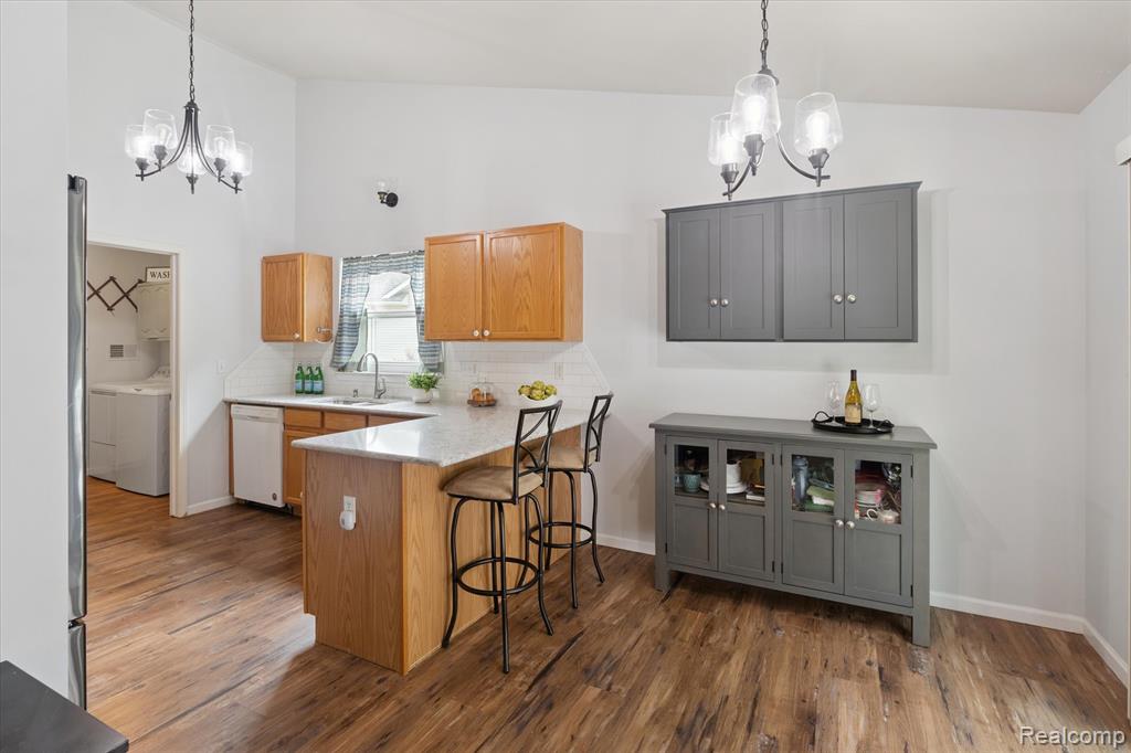 5128 Sandalwood Circle, Grand Blanc, MI 48439 — Photo 10