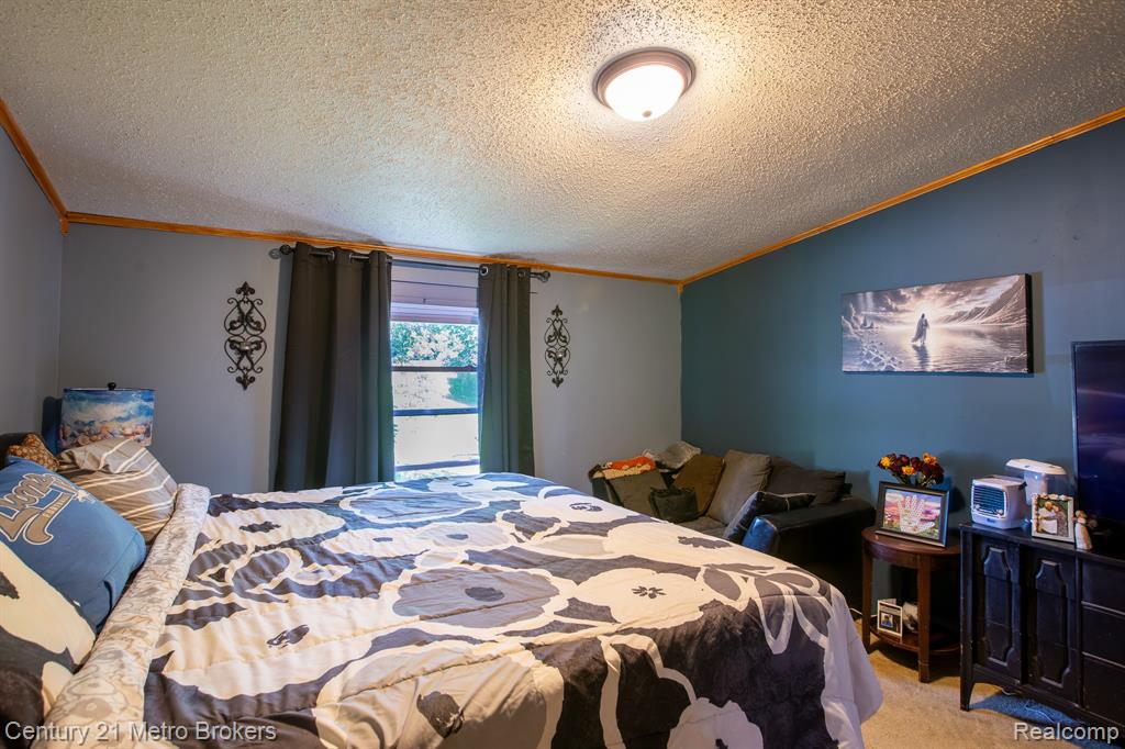 6100 Otis Lake Road, Delton, MI 49046 — Photo 4