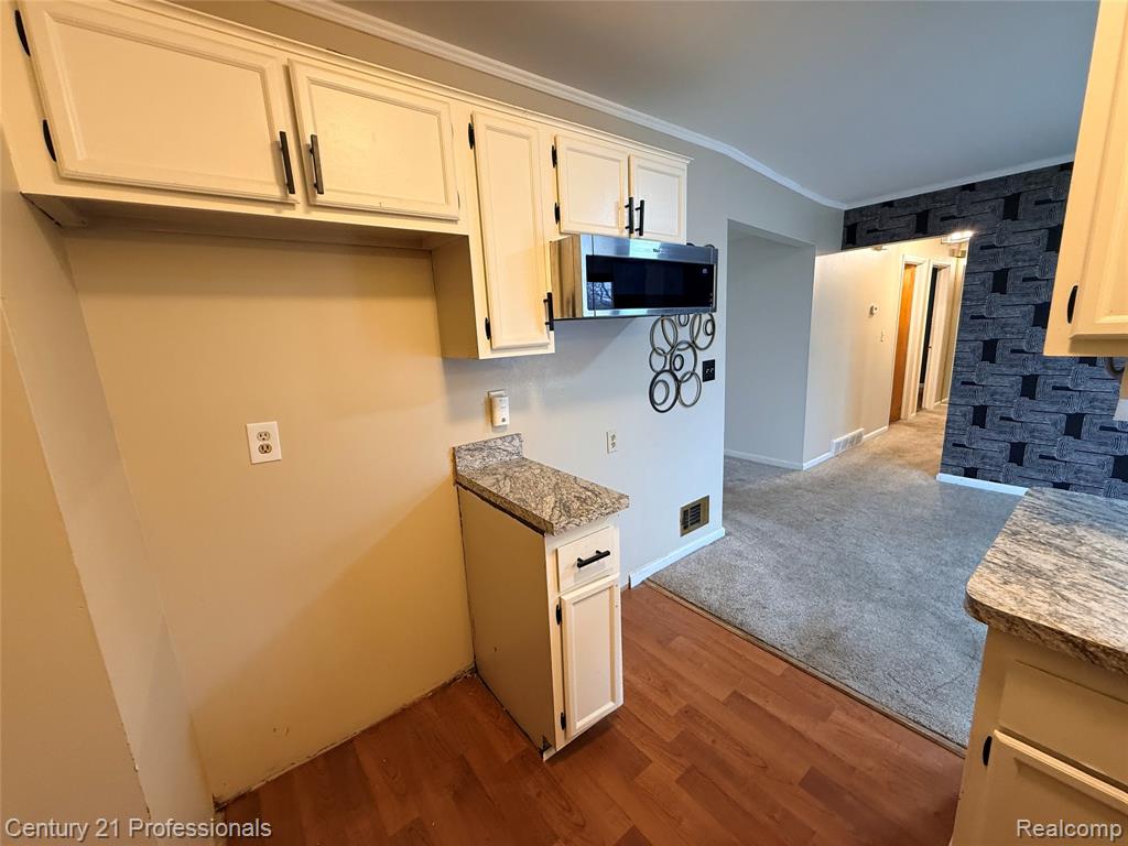 3913 Farnum Street, Inkster, MI 48141 — Photo 15