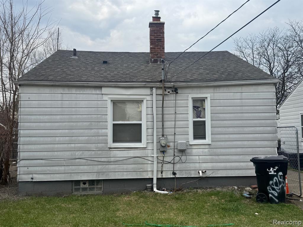 18828 Hawthorne Street, Highland Park, MI 48203 — Photo 2