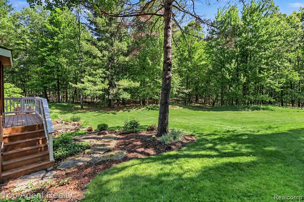 2411 Farmbrook Trail, Oxford, MI 48370 — Photo 26