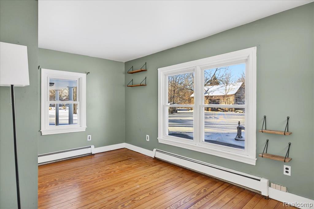 930 S Hadley Road, Ortonville, MI 48462 — Photo 33