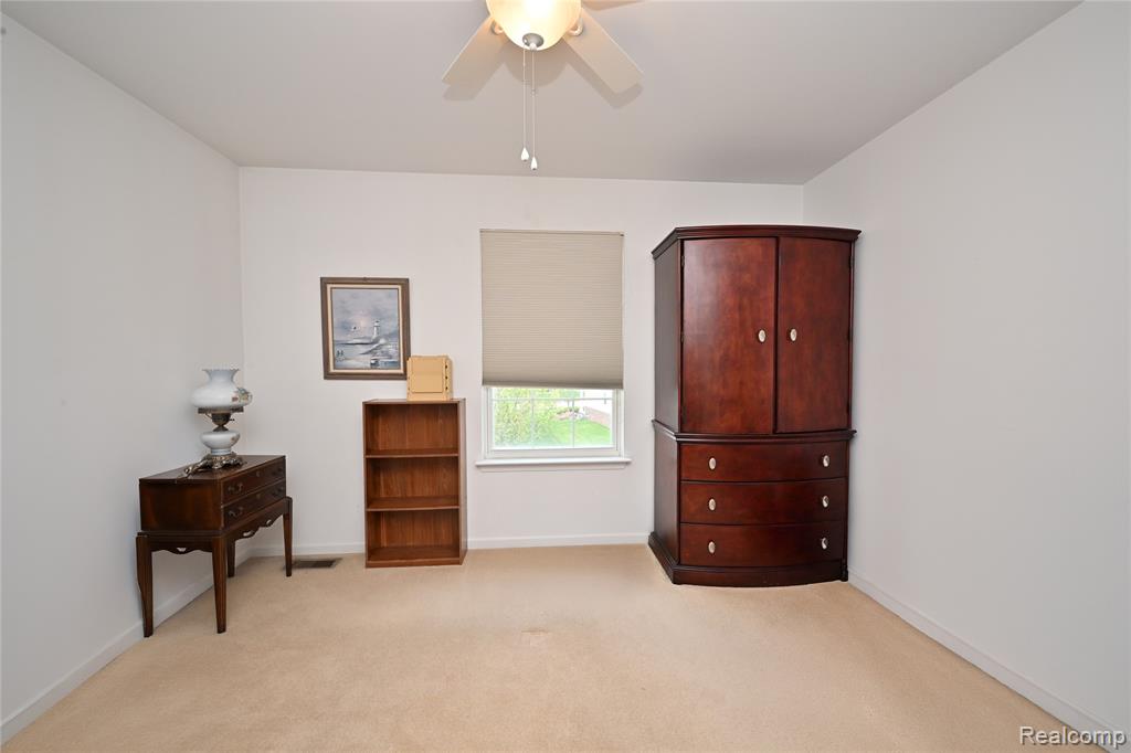 57813 Cider Mill Drive, New Hudson, MI 48165 — Photo 30