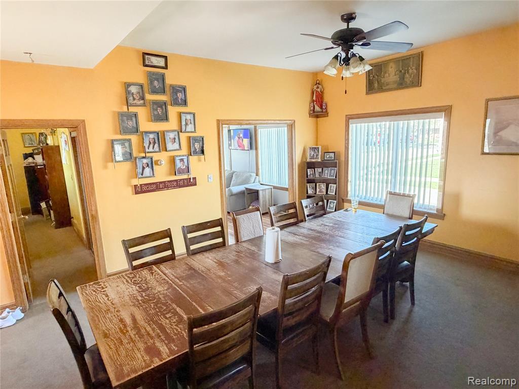 703 Saint John Street, Wyandotte, MI 48192 — Photo 40