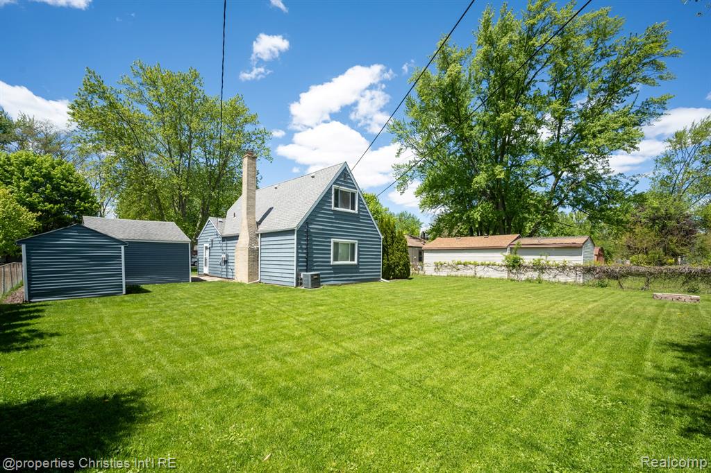 9034 Elmhurst Avenue, Plymouth, MI 48170 — Photo 3
