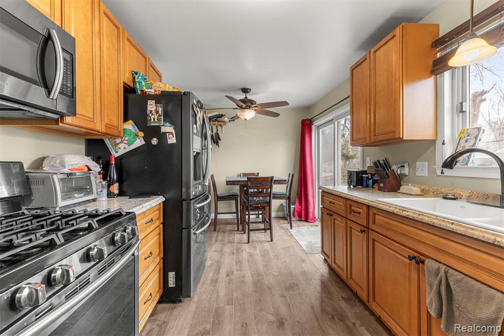 8781 Nottingham Drive, Ypsilanti, MI 48198 — Photo 17
