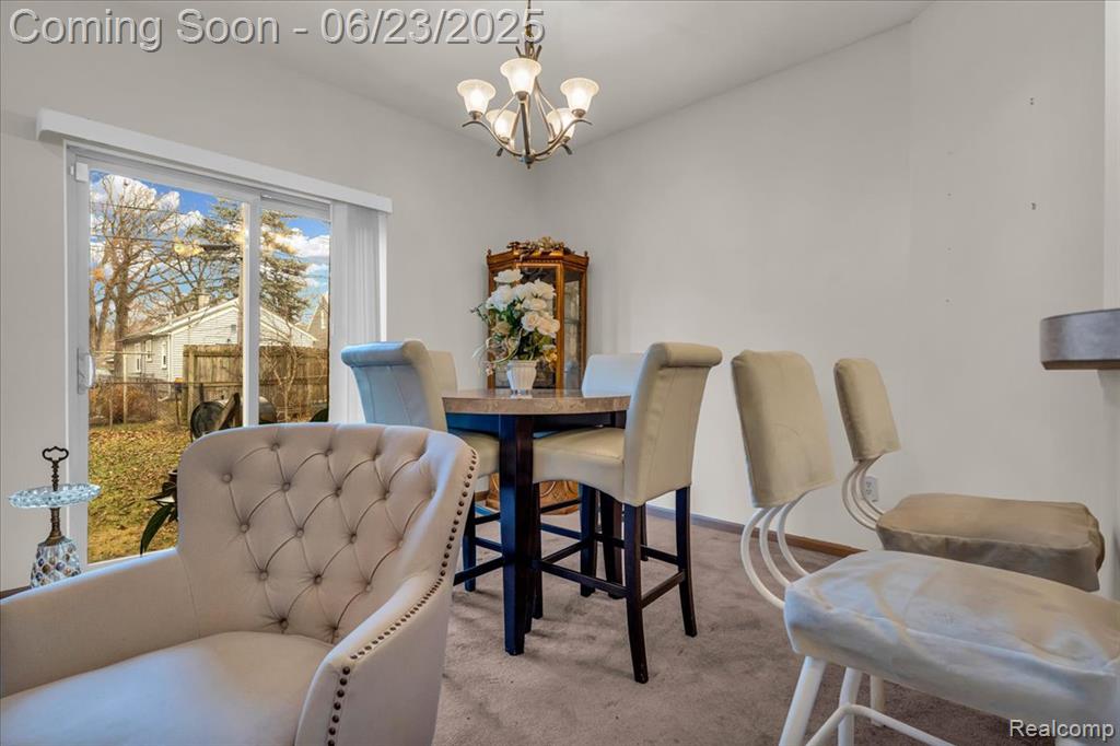417 E BERNHARD Avenue, Hazel Park, MI 48030 — Photo 10