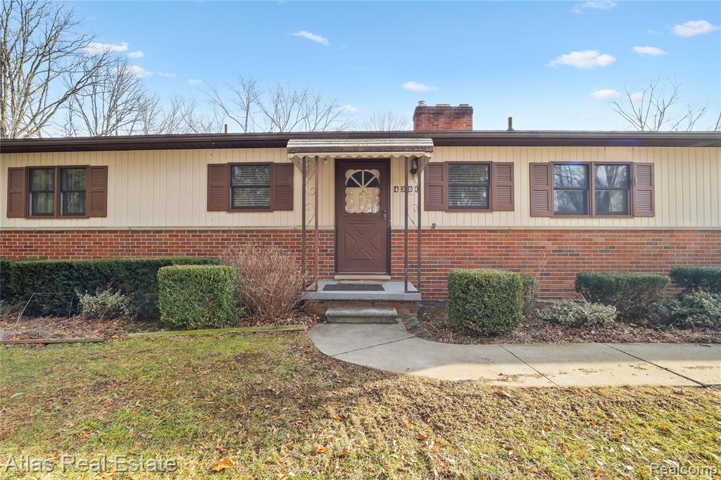 4386 Bennett Drive, Burton, MI 48519 — Photo 4