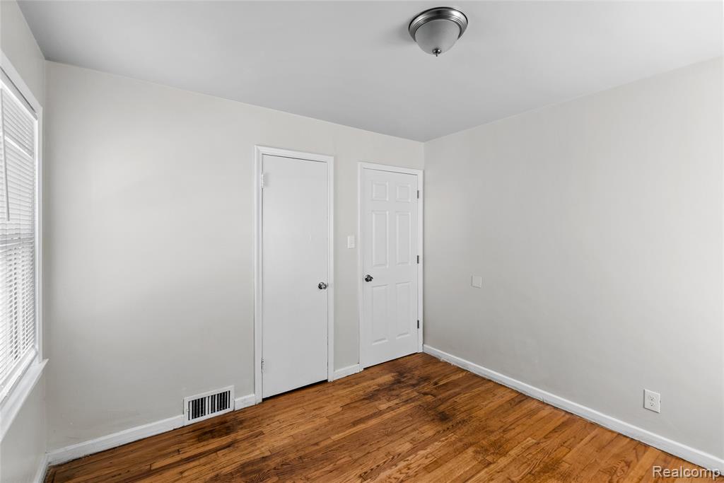 19957 Chapel Street, Detroit, MI 48219 — Photo 11