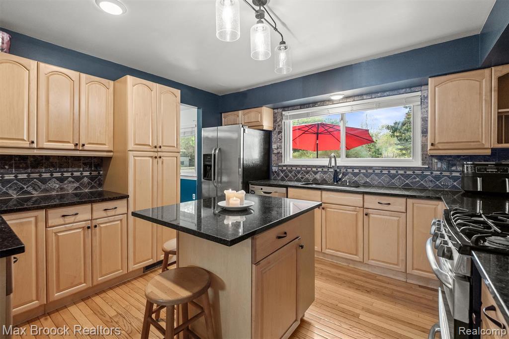 5173 Old Cove Road, Clarkston, MI — Photo 16