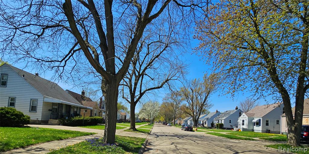 19724 ELKHART Street, Harper Woods, MI 48225 — Photo 5