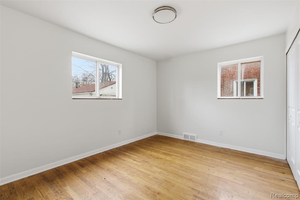 18425 Lesure Street, Detroit, MI 48235 — Photo 5