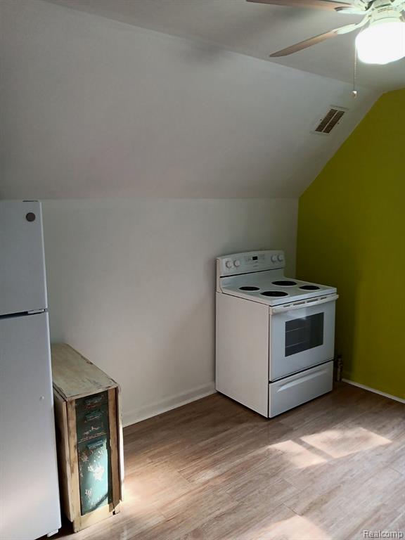 415 W State Street, Corunna, MI 48817 — Photo 15