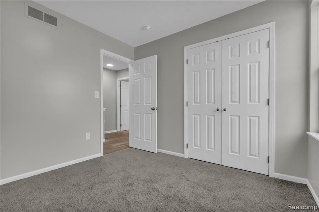 8247 Ellsworth Street, Detroit, MI 48238 — Photo 18