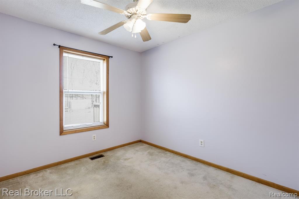 516 ALLEN Street, Clio, MI 48420 — Photo 11