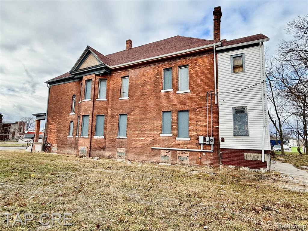 1104 E Grand Boulevard, Detroit, MI 48207 — Photo 4