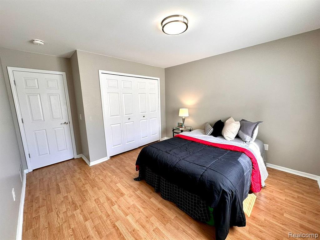 8676 W WALDEN Drive, Van Buren, MI 48111 — Photo 50