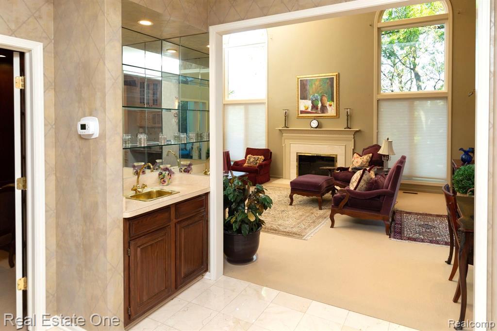5538 CLEARVIEW Drive, Troy, MI 48098 — Photo 14