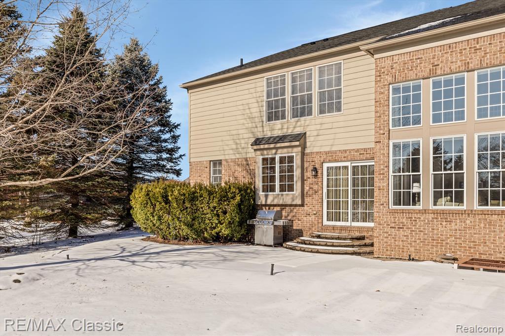 18002 STONEBROOK Drive, Northville, MI 48168 — Photo 56