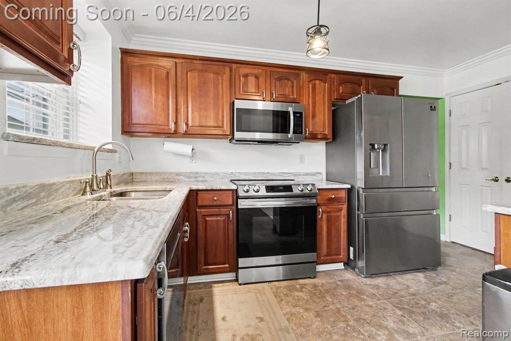 22840 Woodcreek Drive, Taylor, MI 48180 — Photo 12