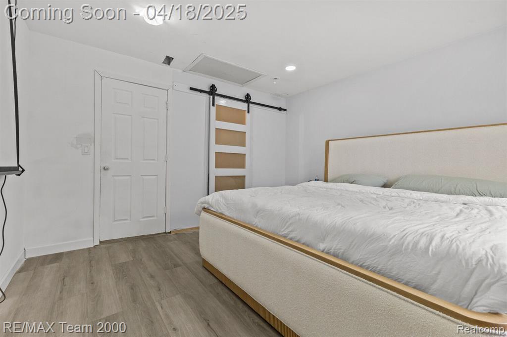 6200 NIGHTINGALE Street, Dearborn Heights, MI 48127 — Photo 16