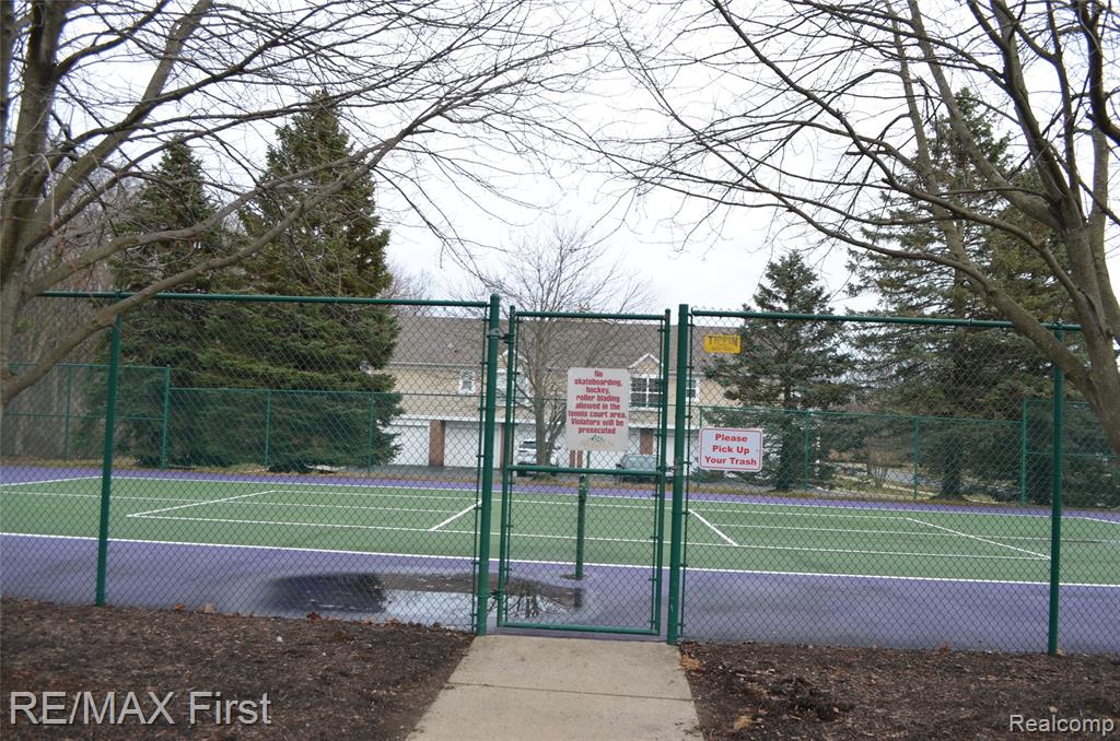 4287 Berkshire Drive, Sterling Heights, MI 48314 — Photo 31