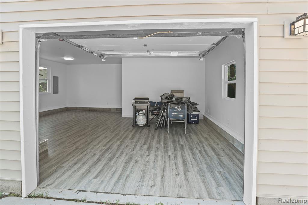 3051 Elmwood Drive, Fort Gratiot, MI 48059 — Photo 21