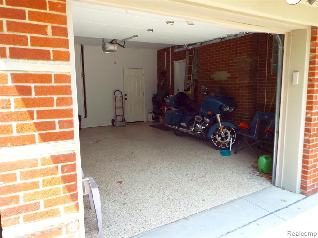 9996 Manor Avenue, Allen Park, MI 48101 — Photo 20