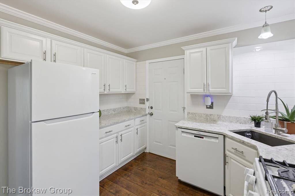 5125 Otter Lake Road, Otter Lake, MI 48464 — Photo 12