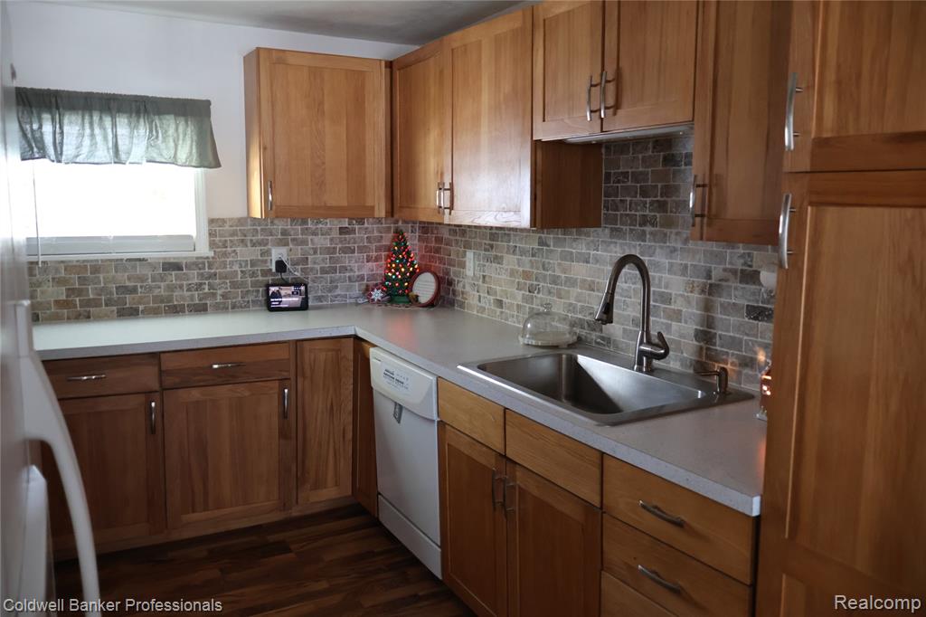 4252 1st Street, Brown, MI 48416 — Photo 5